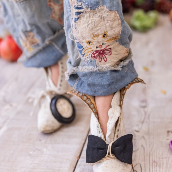 🐑MAGNOLIA PERL LIL’ FRIENDS MINER DENIMS🐑 - Picture 4 of 8